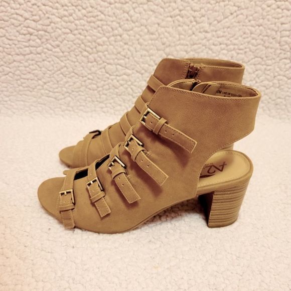 A2 by AEROSOLES Line of Site Bootie - Picture 5 of 8